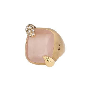 Pomellato Ritratto medium model ring in pink gold and quartz