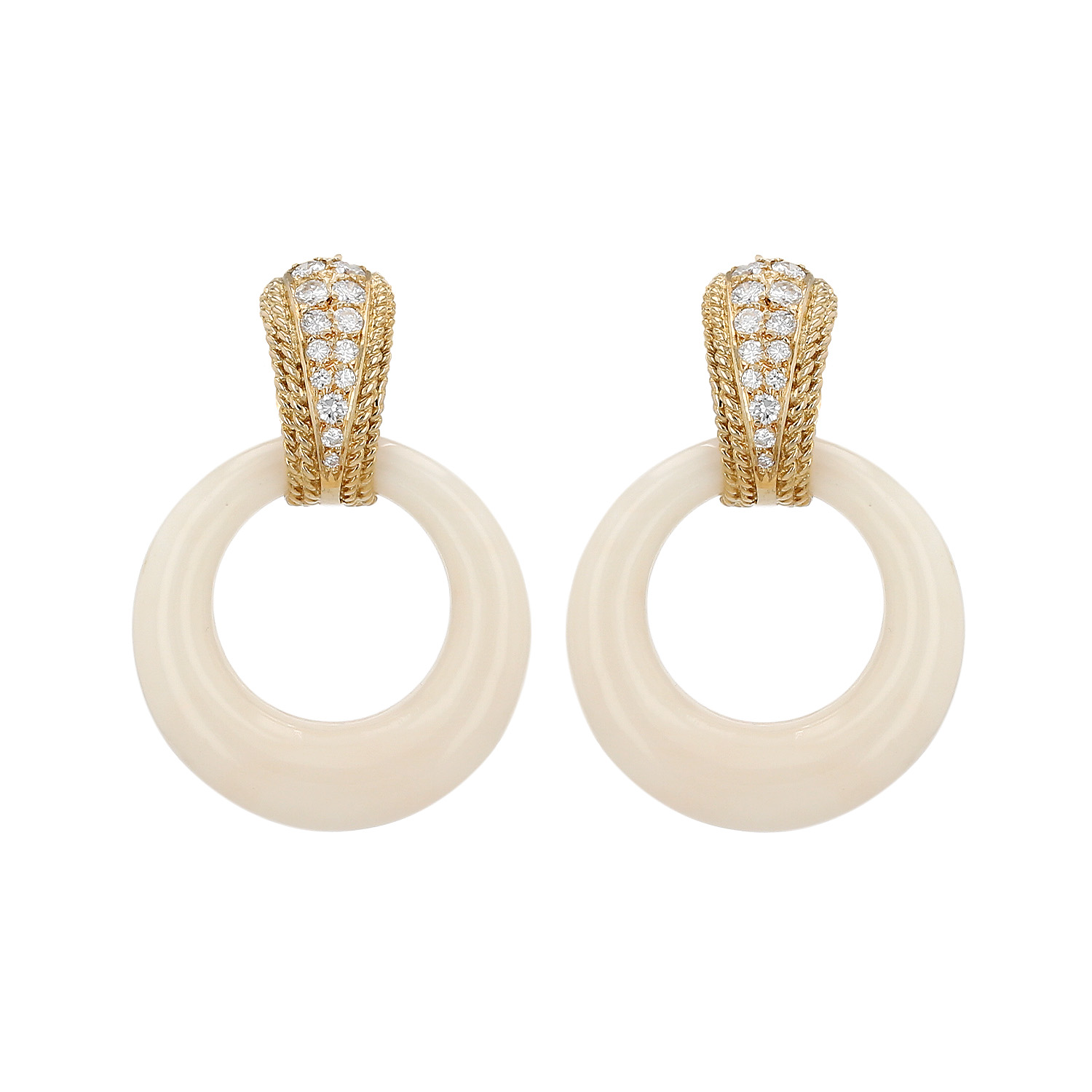 Van Cleef 
Arpels  earrings in yellow gold, ornamental stones and diamonds - Detail D6