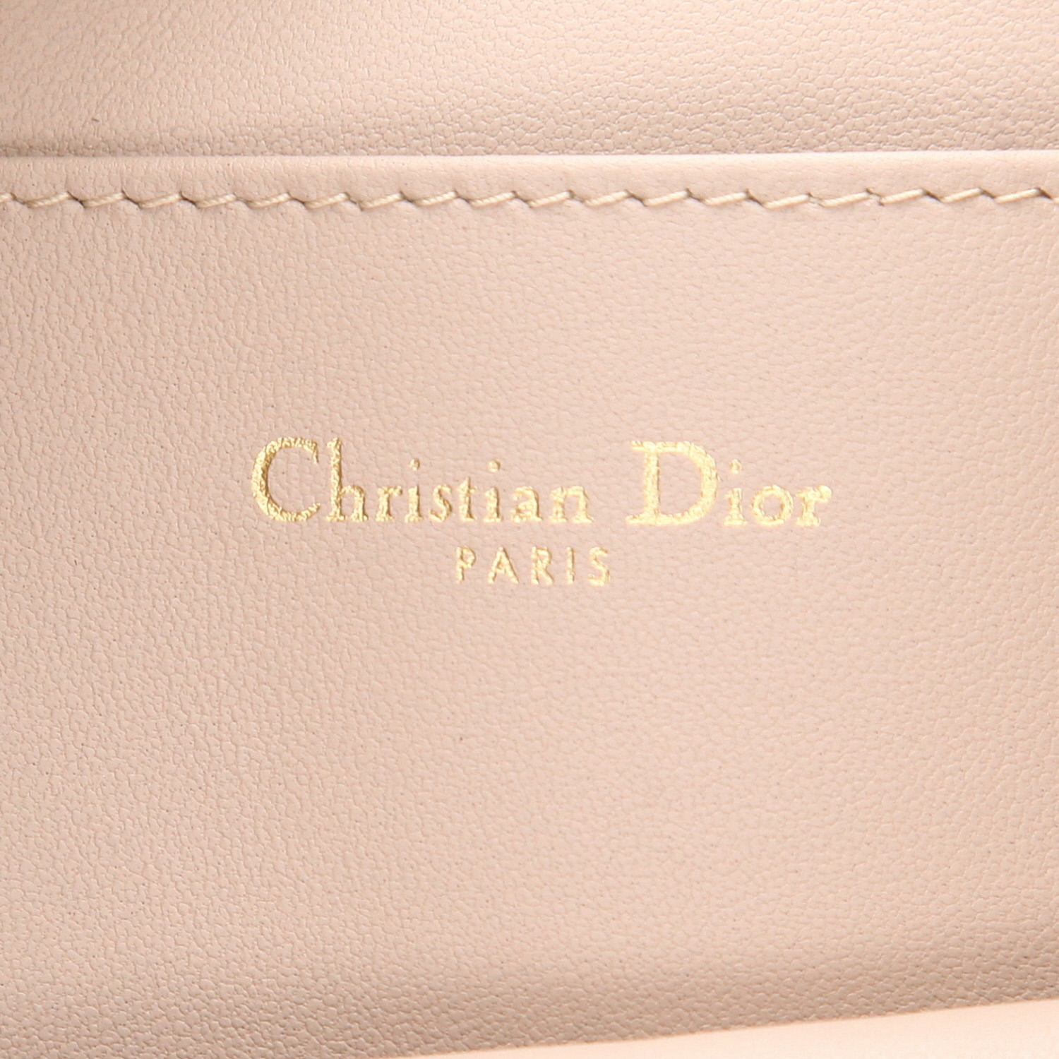 Pochette Dior   en cuir cannage beige - Detail D2