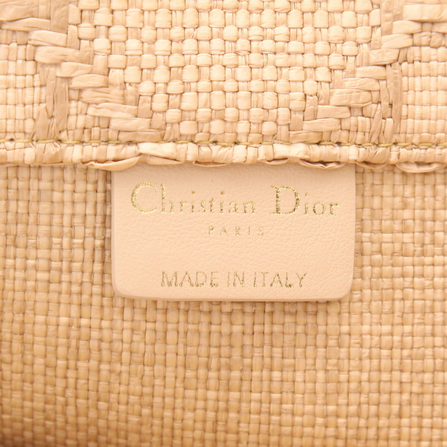 Sac cabas Dior  Book Tote en raffia beige - Detail D2