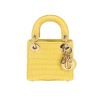 Bolso bandolera Dior  Mini Lady Dior en cocodrilo amarillo - 360 thumbnail