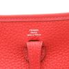 Bolso bandolera Hermès  Evelyne mini  en cuero togo rojo - Detail D2 thumbnail