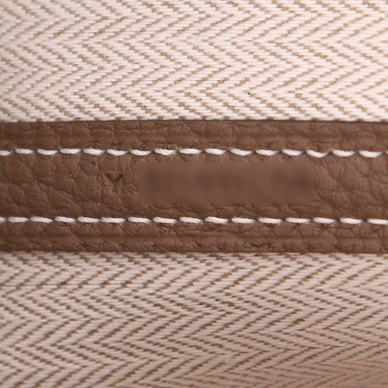 Hermès  Garden shopping bag  in etoupe togo leather - Detail D4