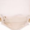 Bolso de mano Chanel  Boy en cuero trenzado blanco - Detail D3 thumbnail