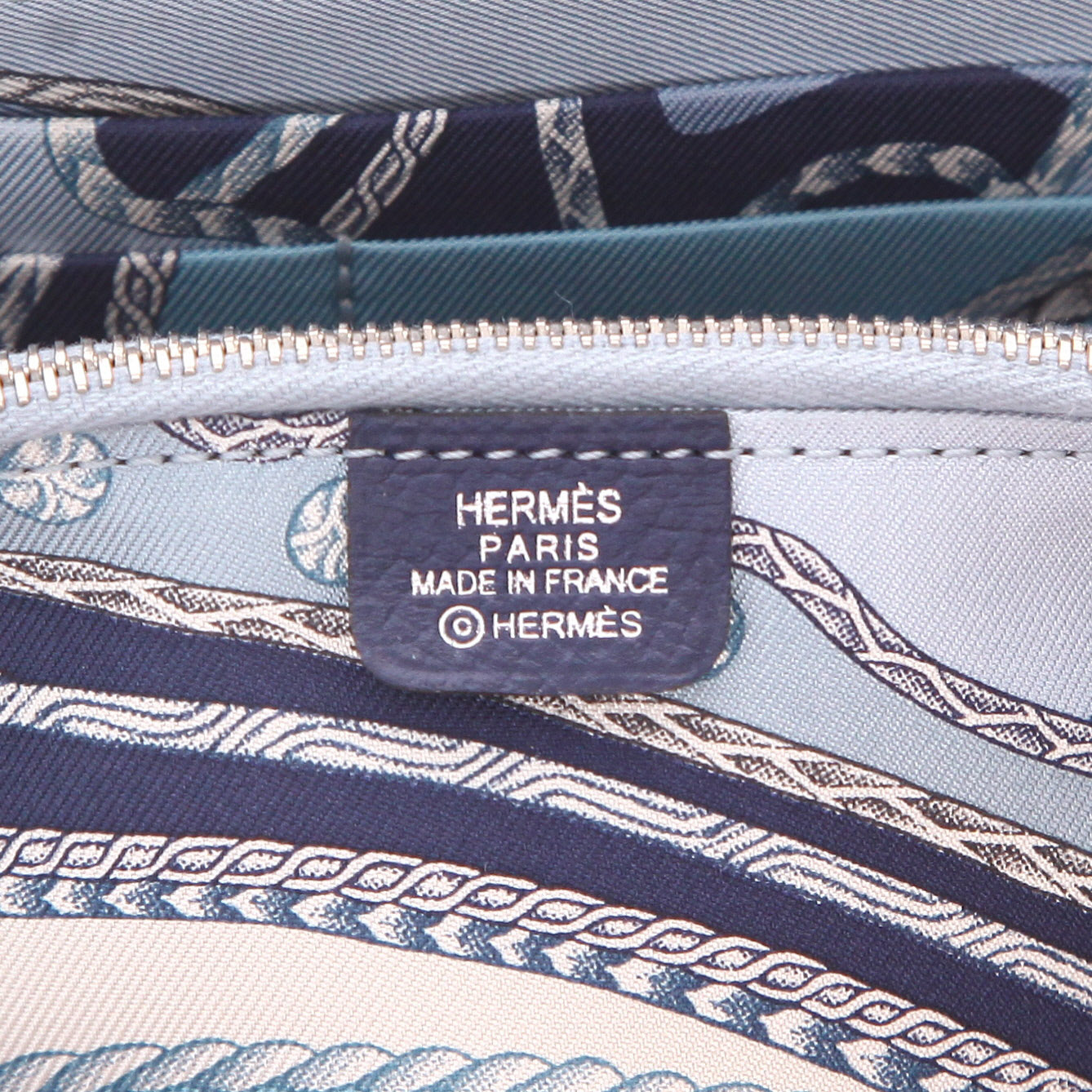 Portafogli Hermès  Silk in in pelle Epsom blu e twill di seta blu - Detail D2