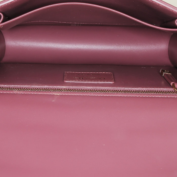 Sac bandoulière Dior  30 Montaigne en cuir grainé rose - Detail D3