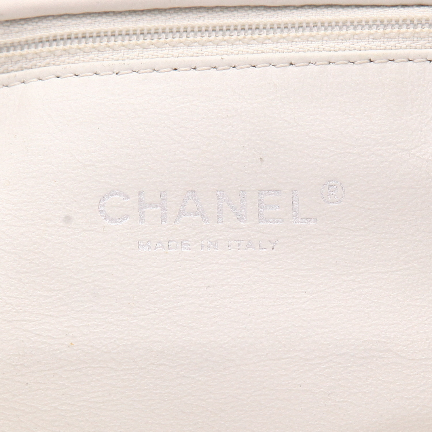 Sac à main Chanel   en cuir blanc - Detail D2