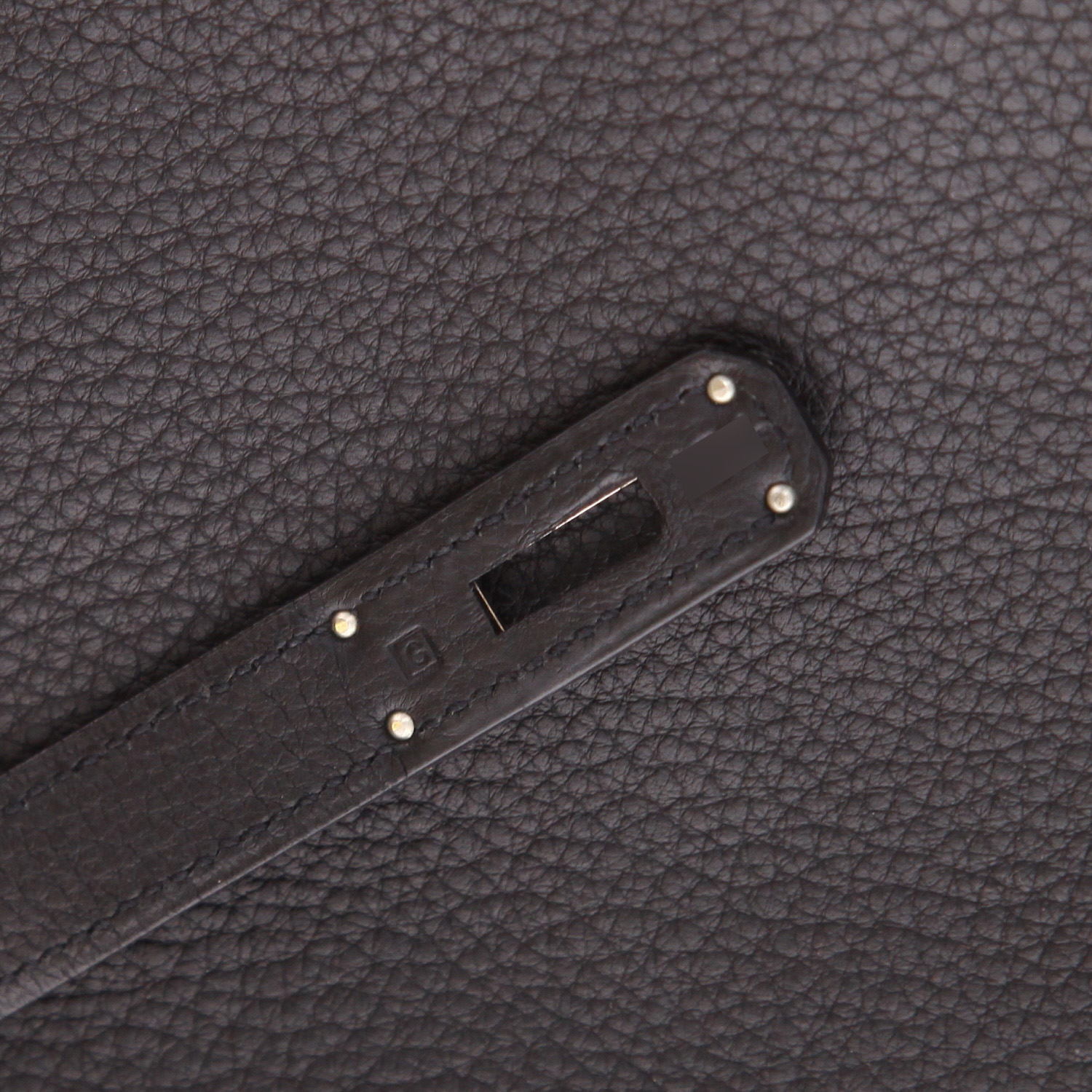 Sac à main Hermès  Kelly 35 cm en cuir taurillon clémence noir - Detail D4