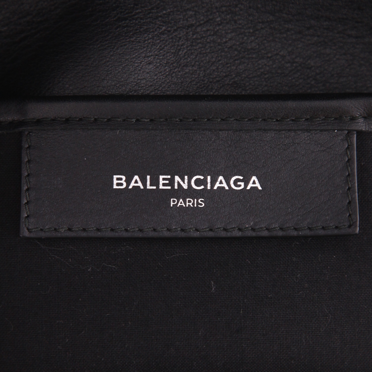 Balenciaga   shopping bag  in black leather - Detail D2