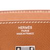 Bolso de mano Hermès  Birkin 25 cm en cuero epsom color oro - Detail D2 thumbnail