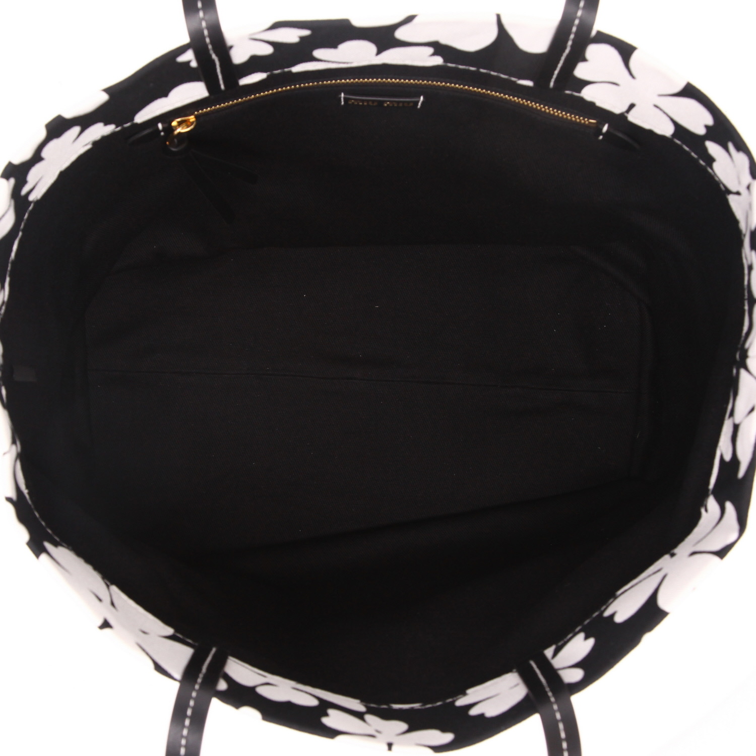 Sac à main Miu Miu   en toile noire et blanche - Detail D3