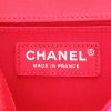 Bolso bandolera Chanel  Boy en terciopelo rosa - Detail D2 thumbnail