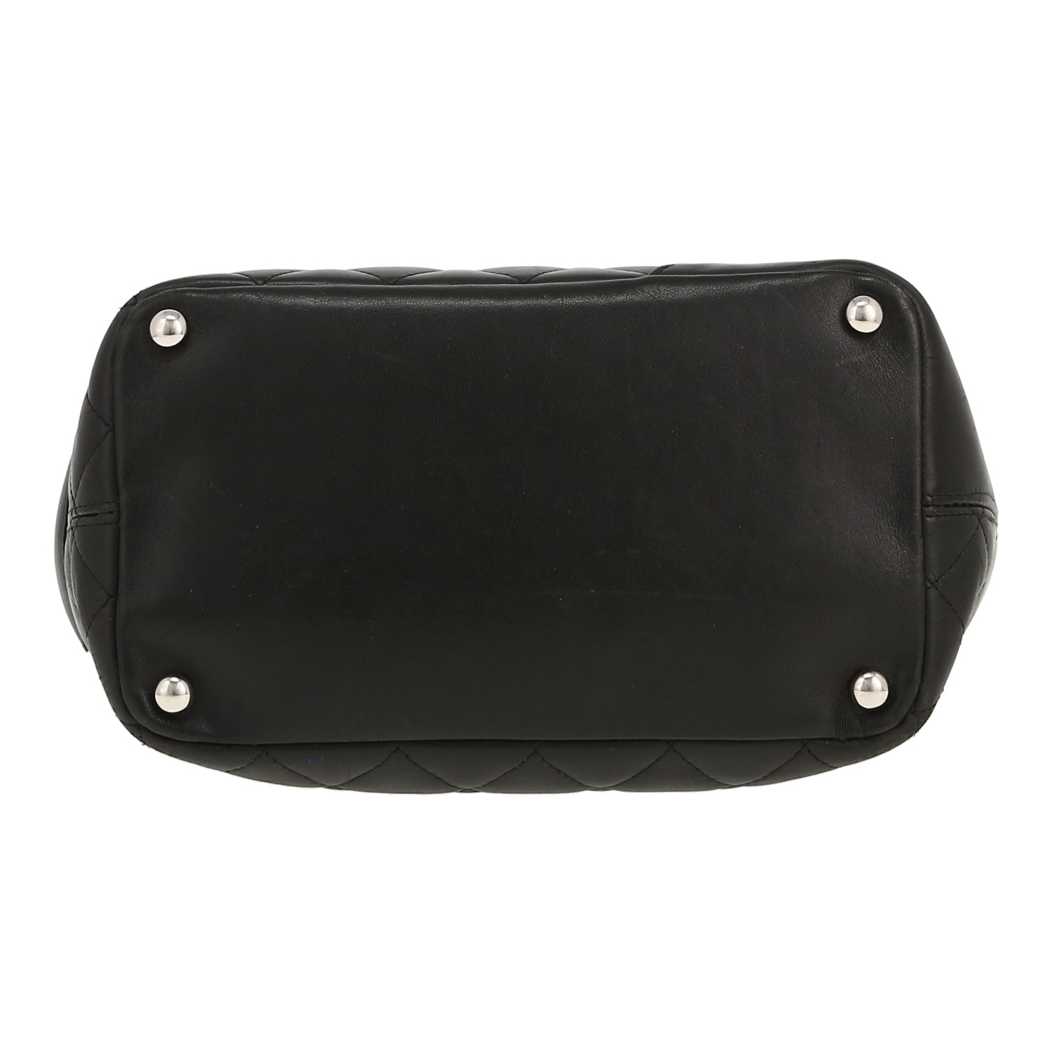 Sac cabas Chanel  Cambon en cuir matelassé noir - Detail D1