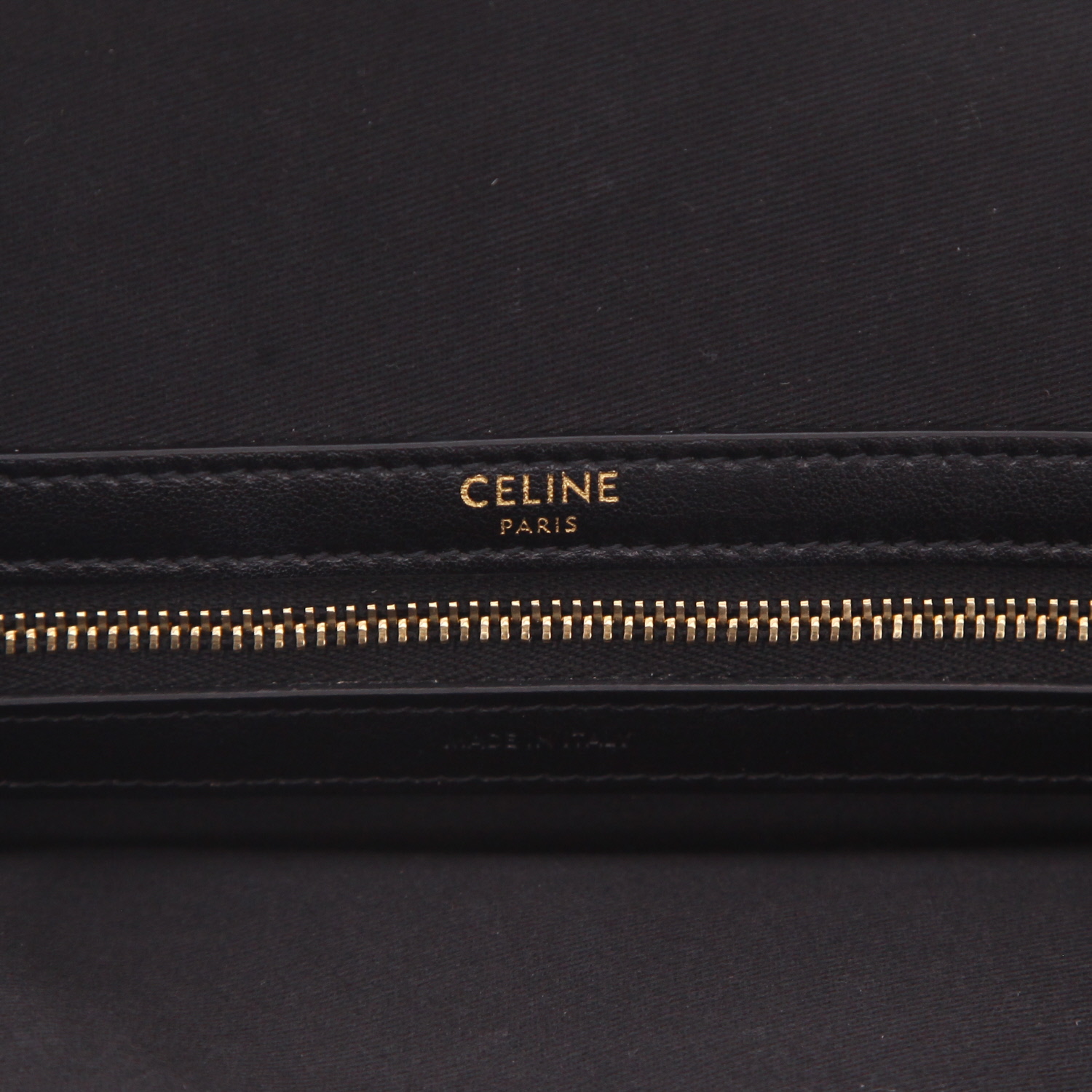 Porta-documentos Celine   en cuero Monogram negro - Detail D2