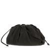 Bolso bandolera Bottega Veneta  Pouch en cuero negro - 00pp thumbnail