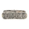 Bolso de mano Chanel  Timeless Classic en tweed gris y negro - Detail D1 thumbnail