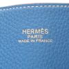 Sac cabas Hermès  Double Sens grand modèle  en cuir grainé bicolore bleu et gris-tourterelle - Detail D2 thumbnail