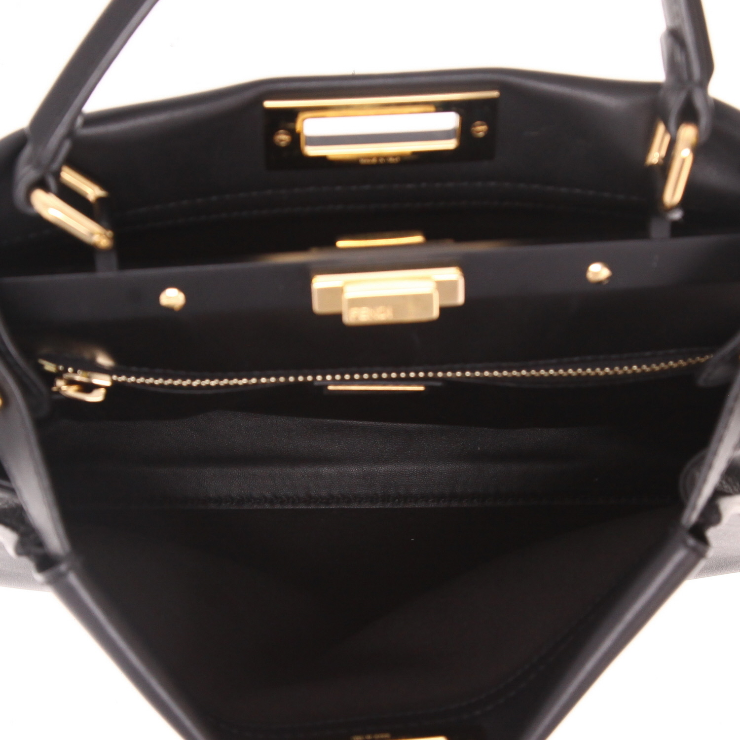 Bolso de mano Fendi  Peekaboo modelo mediano  en cuero negro - Detail D3