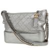 Chanel  Gabrielle  medium model  shoulder bag  in silver quilted leather - 00pp thumbnail