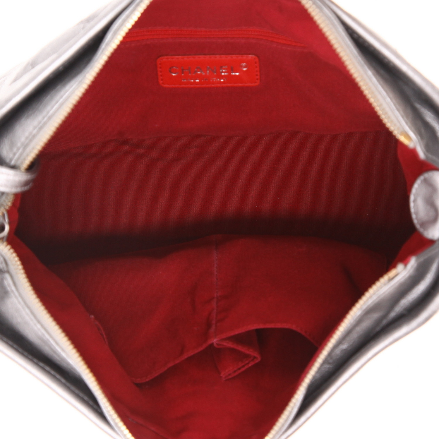 Borsa a tracolla Chanel  Gabrielle  modello medio  in pelle trapuntata argento - Detail D3