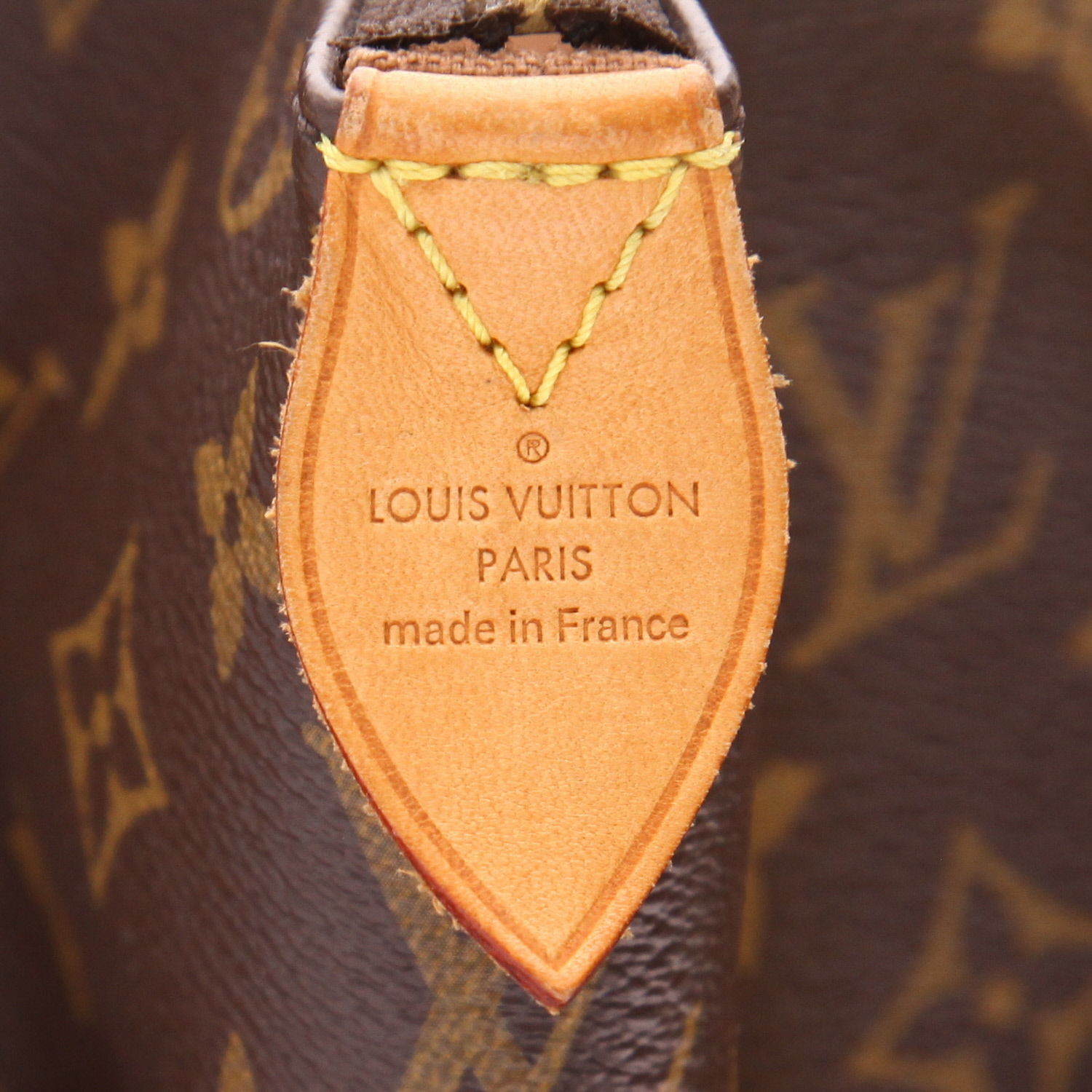 Sac cabas Louis Vuitton  Totally en toile monogram marron et cuir naturel - Detail D2