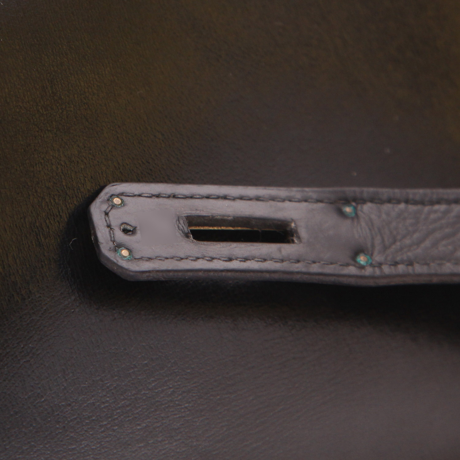 Hermès  Kelly 35 cm handbag  in black box leather - Detail D4