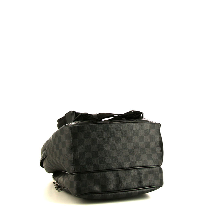 Louis Vuitton  Josh backpack  in grey Graphite damier graphite canvas  and black leather - Detail D5