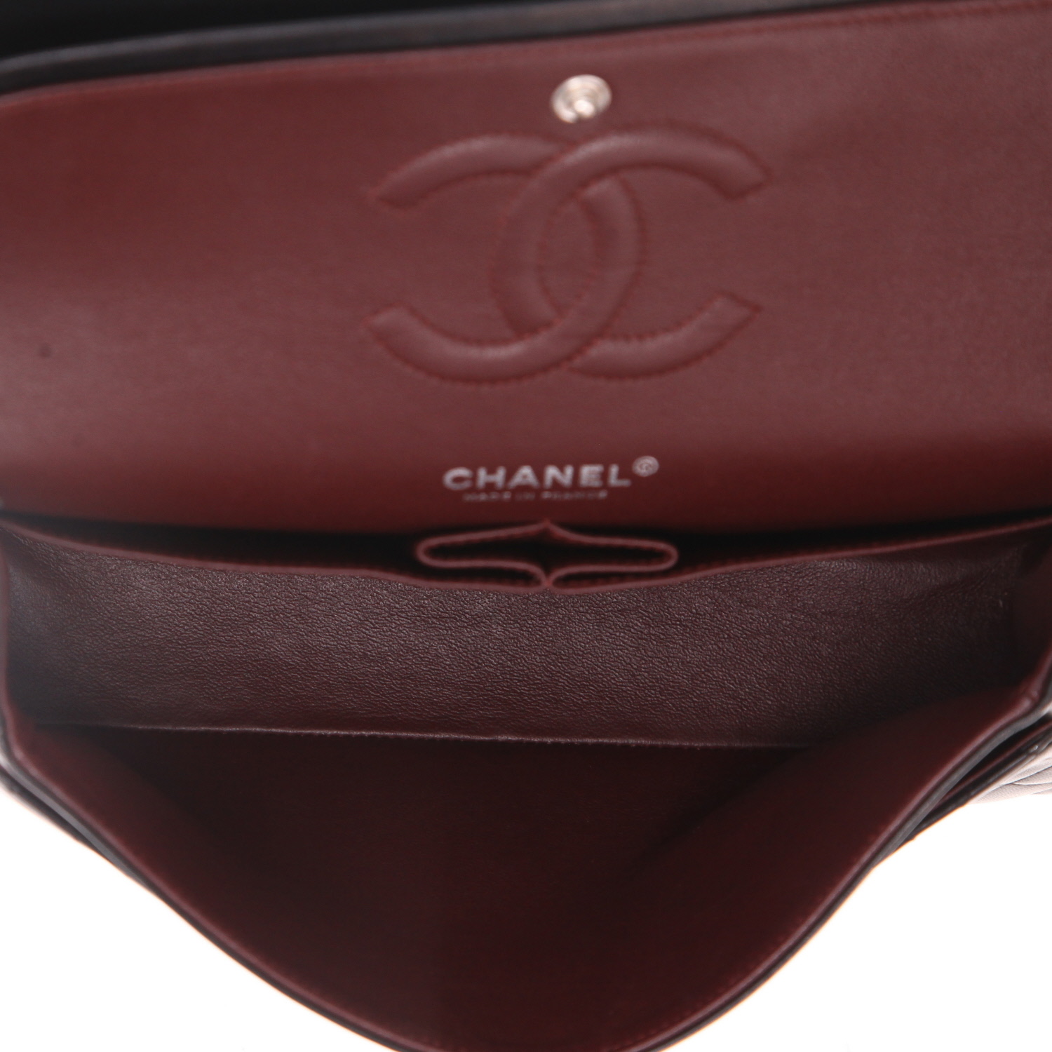 Bolso de mano Chanel  Timeless en cuero acolchado negro - Detail D3