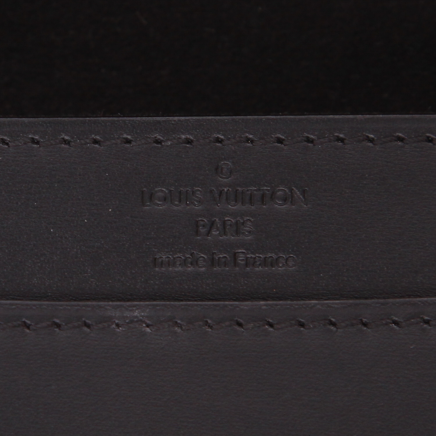 Bolso de mano Louis Vuitton  Louise en cuero negro - Detail D2