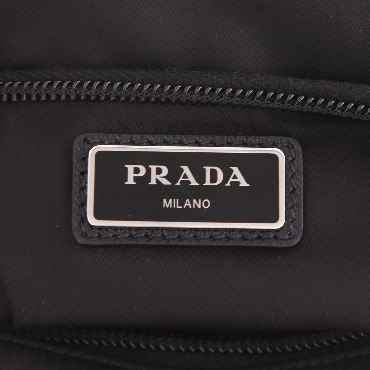 Sac bandoulière Prada   en toile noire - Detail D2