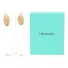 Paire de boucles d'oreilles Tiffany & Co Atlas en or jaune - Detail D2 thumbnail