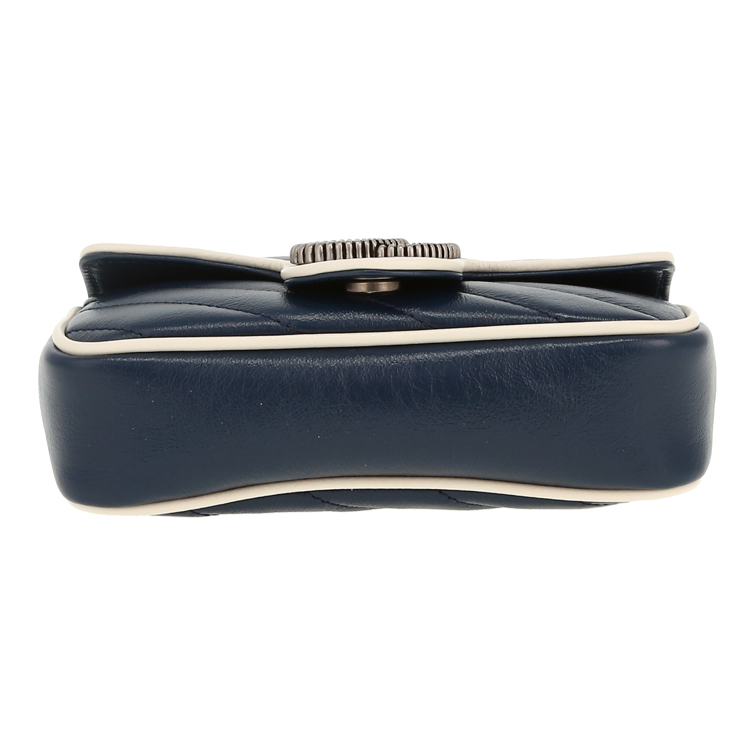 Gucci  GG Marmont mini  shoulder bag  in blue and white quilted leather - Detail D1