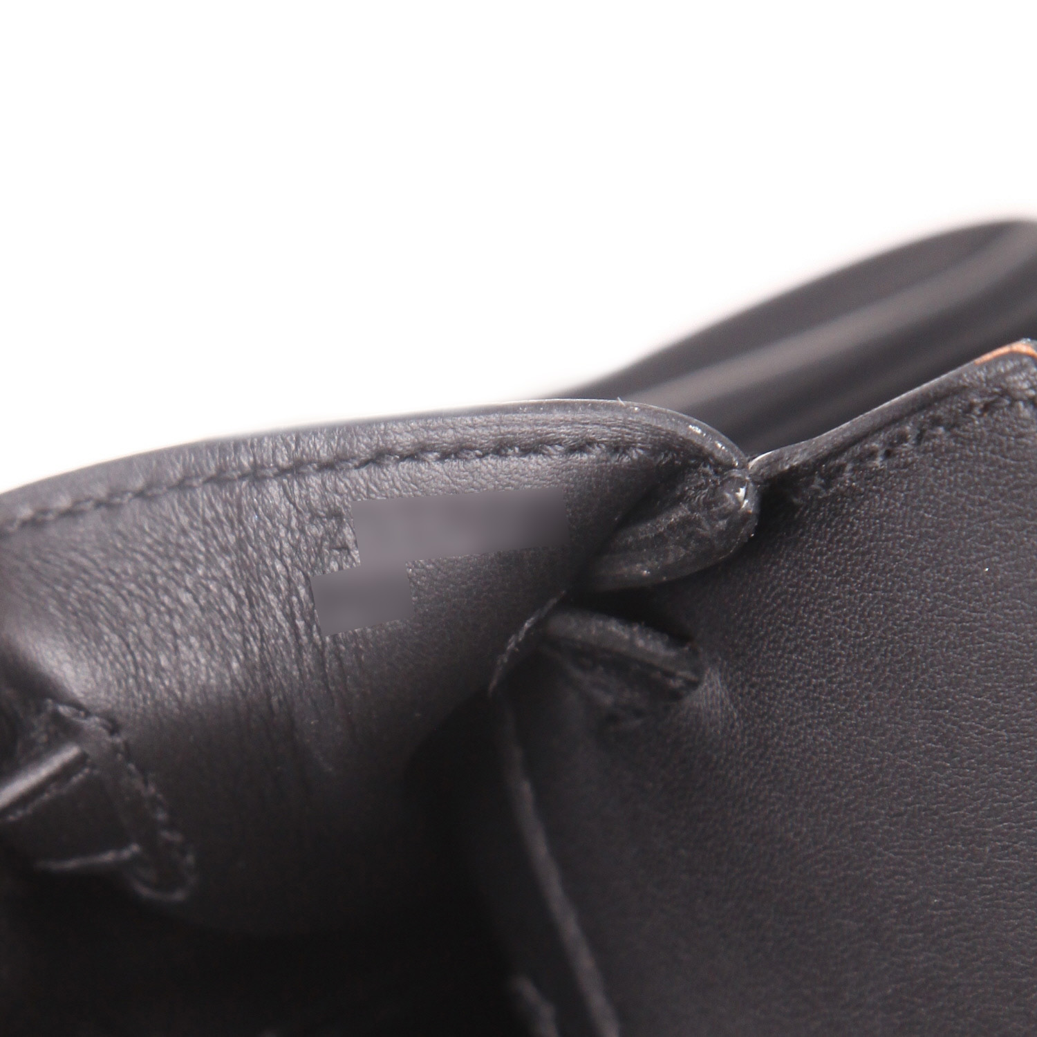 Sac à main Hermès  Birkin Shadow en cuir Everkcalf noir - Detail D4