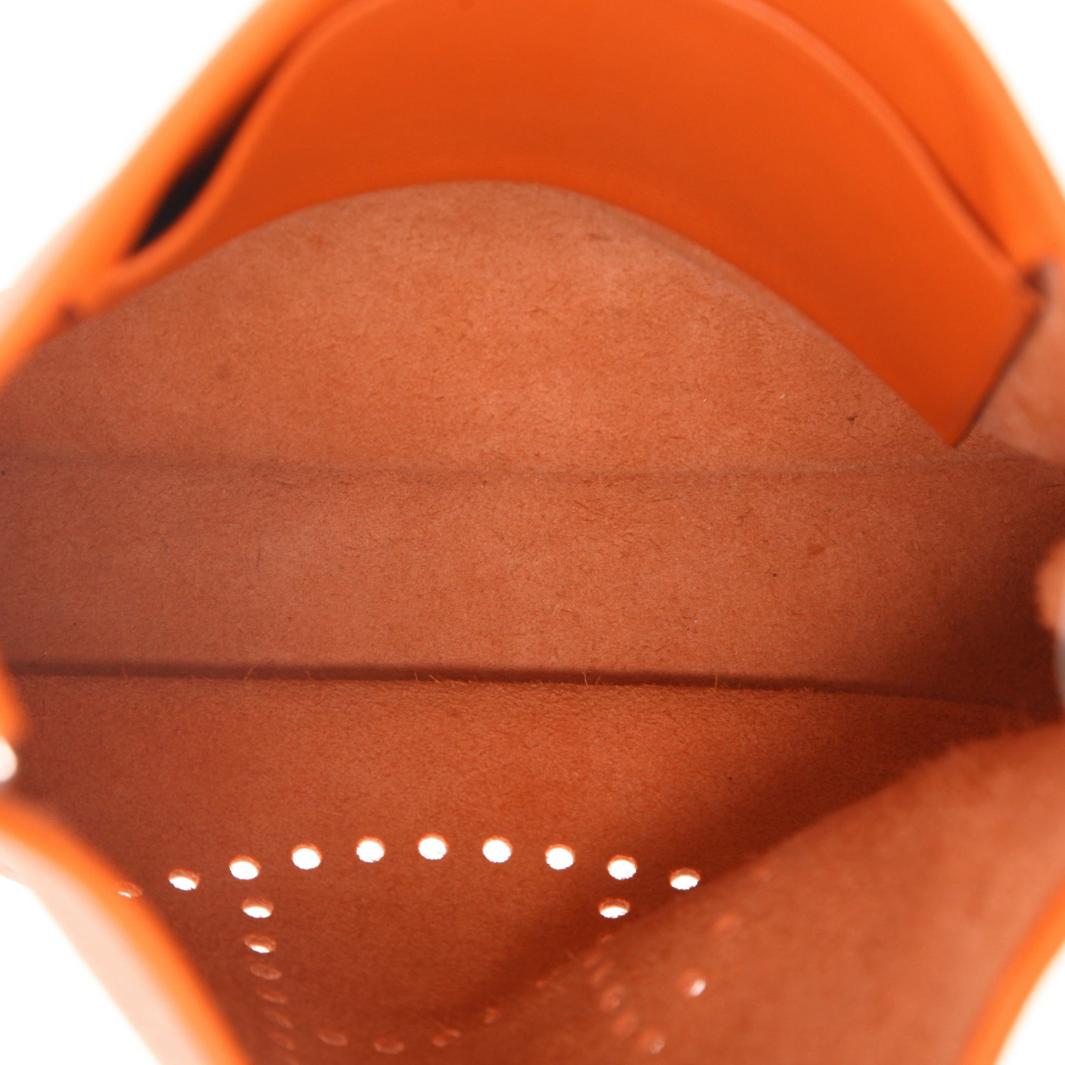 Sac bandoulière Hermès  Evelyne en cuir togo orange - Detail D3