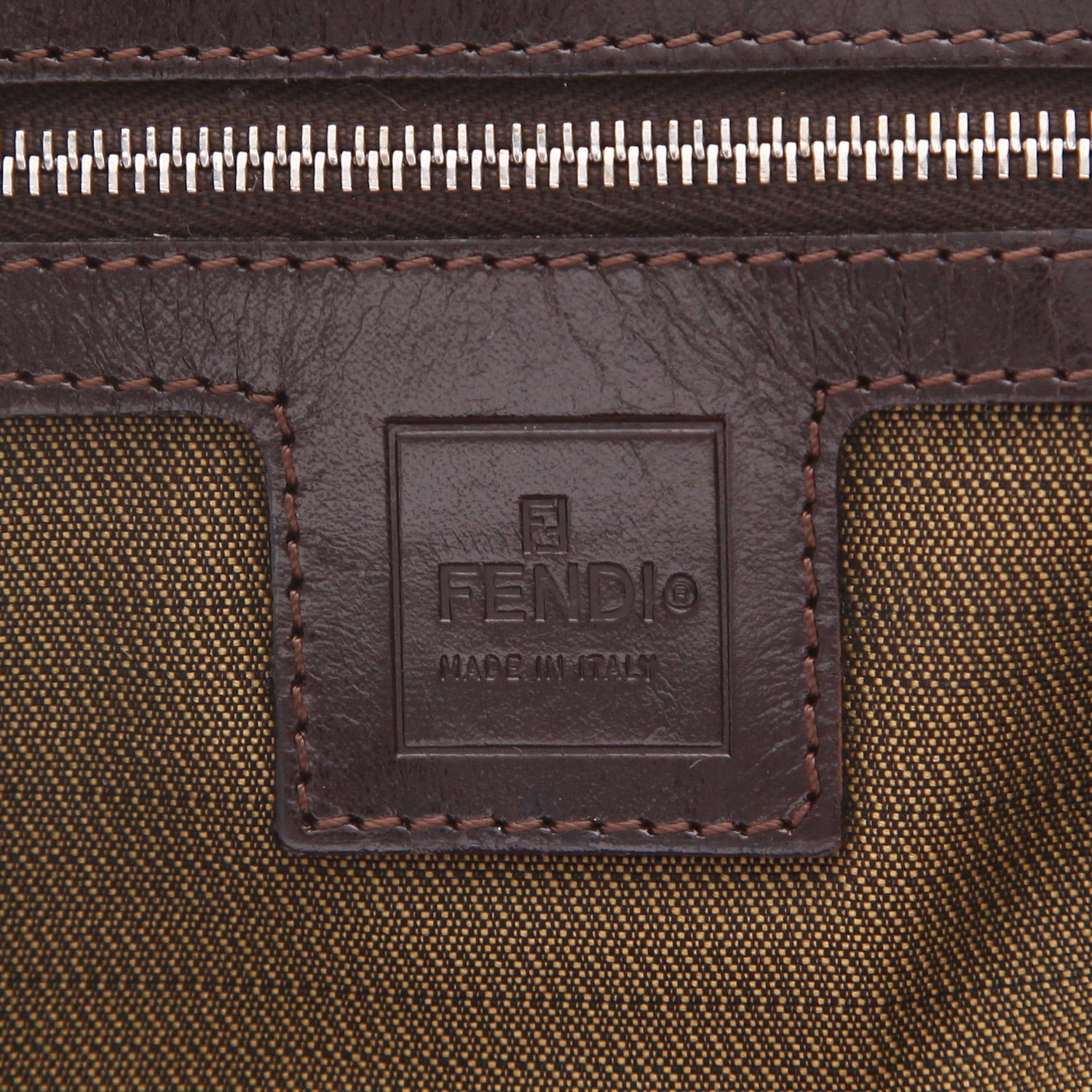 Borsa Fendi  Baguette in tela siglata marrone e pelle marrone - Detail D2