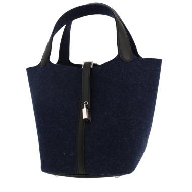 Sac à main Hermès  Picotin Lock en cuir Swift noir et feutrine bleu indigo