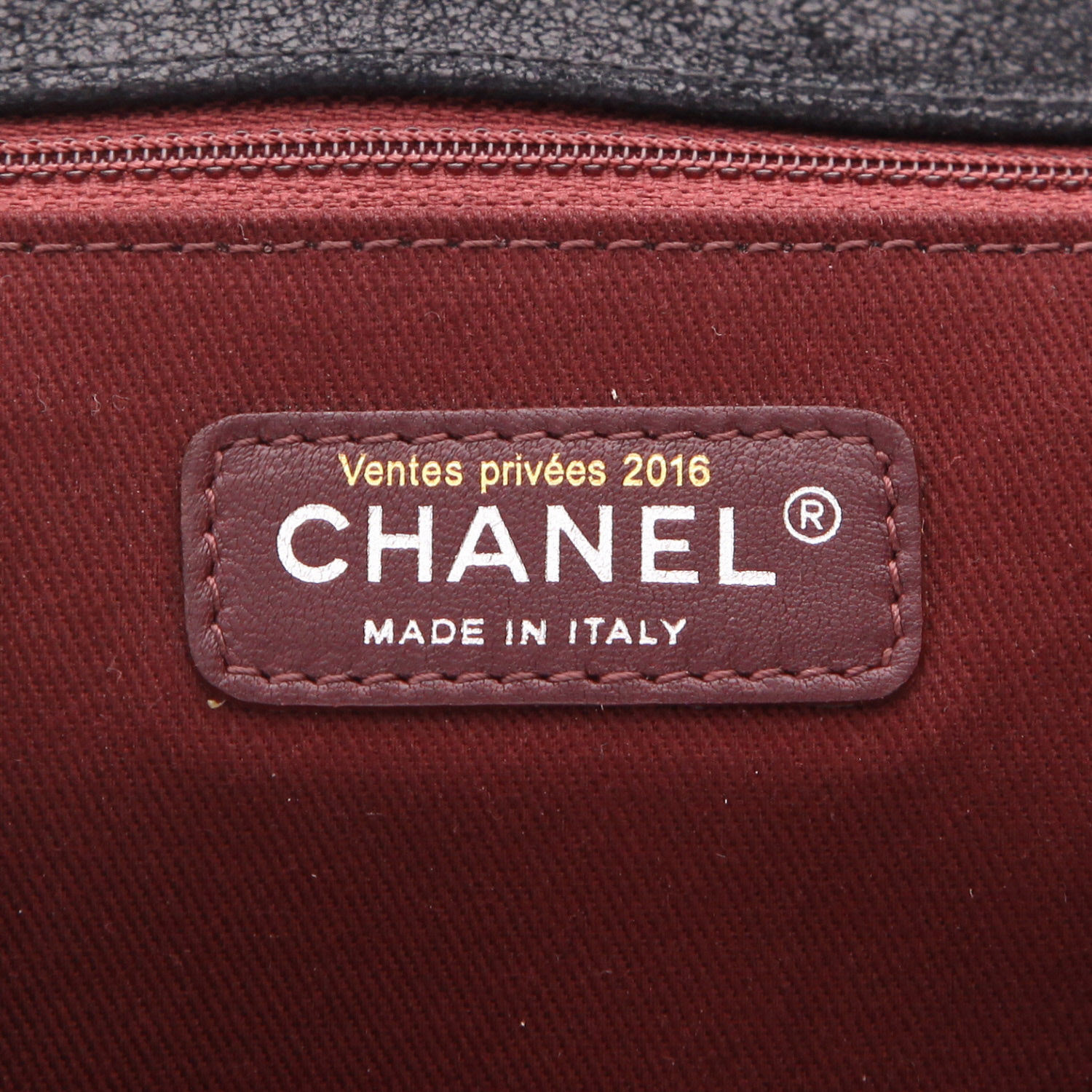 Borsa Chanel  Boy Maxi in pelle trapuntata nera - Detail D2