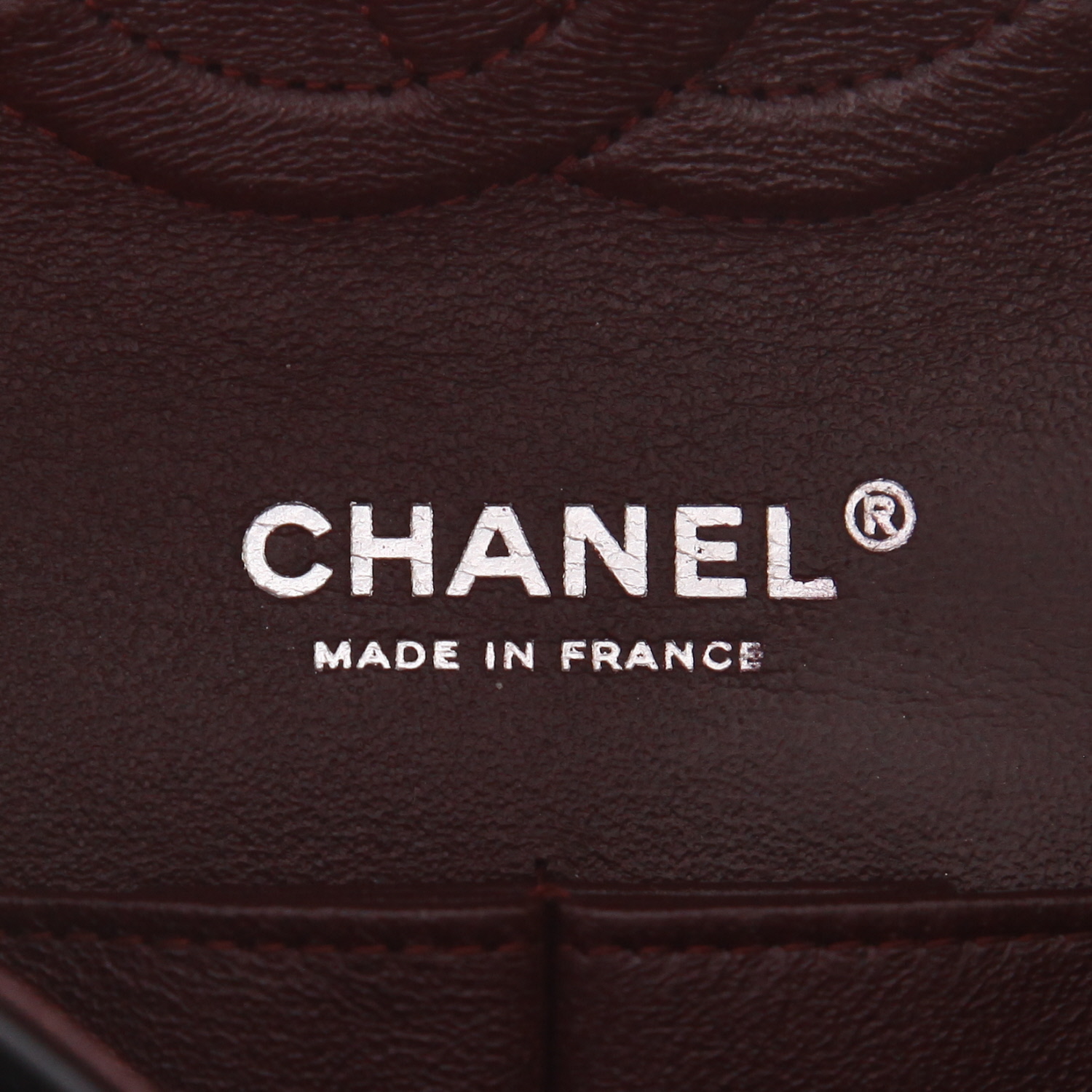 Sac à main Chanel  Timeless Classic en cuir matelassé noir - Detail D2