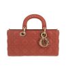 Sac bandoulière Dior  Lady D-Joy moyen modèle  en cuir cannage rose - 360 thumbnail