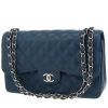 Chanel  Timeless Jumbo shoulder bag  in blue quilted grained leather - 00pp thumbnail