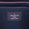 Louis Vuitton  Lockme handbag  in blue grained leather  and red piping - Detail D2 thumbnail