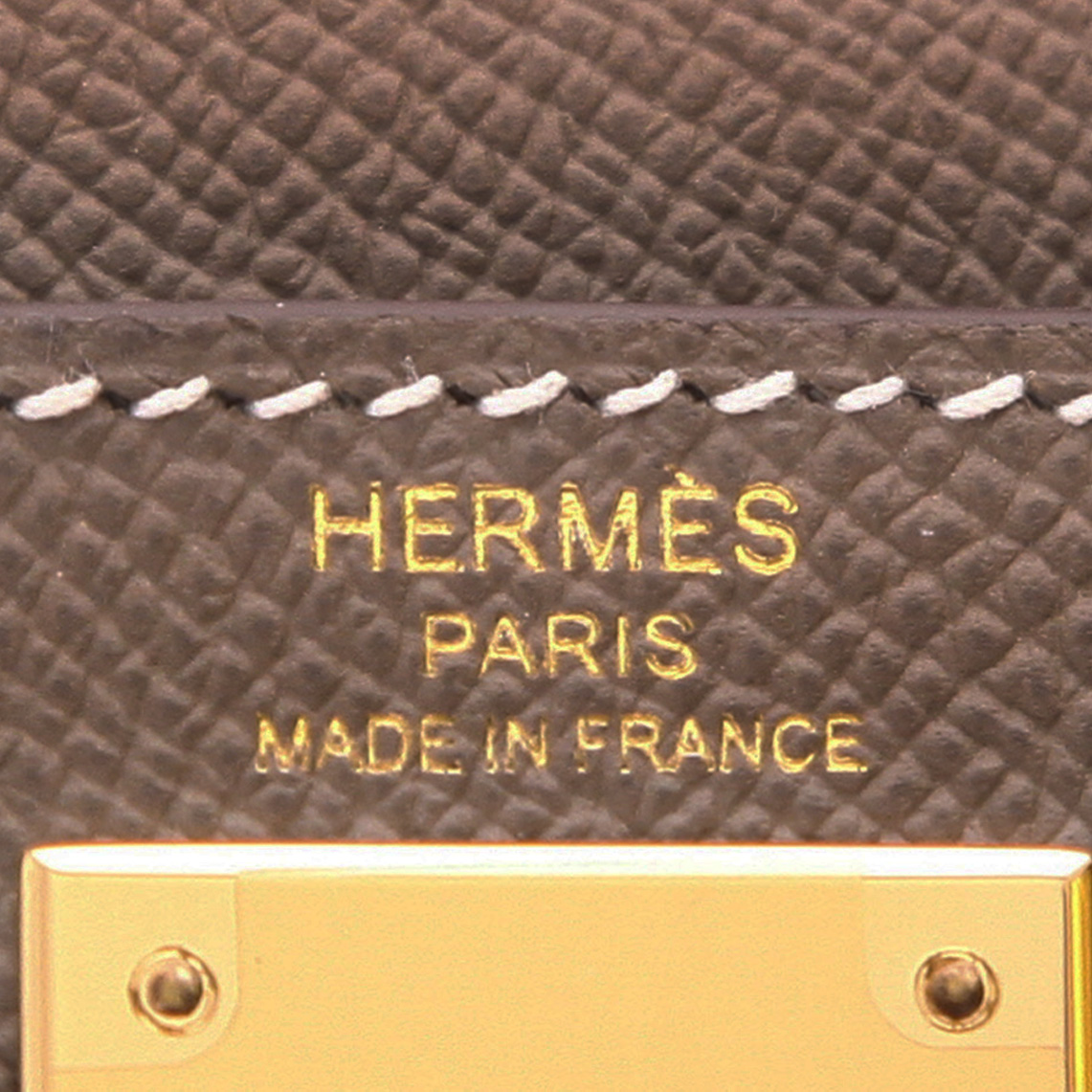 Sac à main Hermès  Kelly 28 cm en cuir epsom étoupe - Detail D2