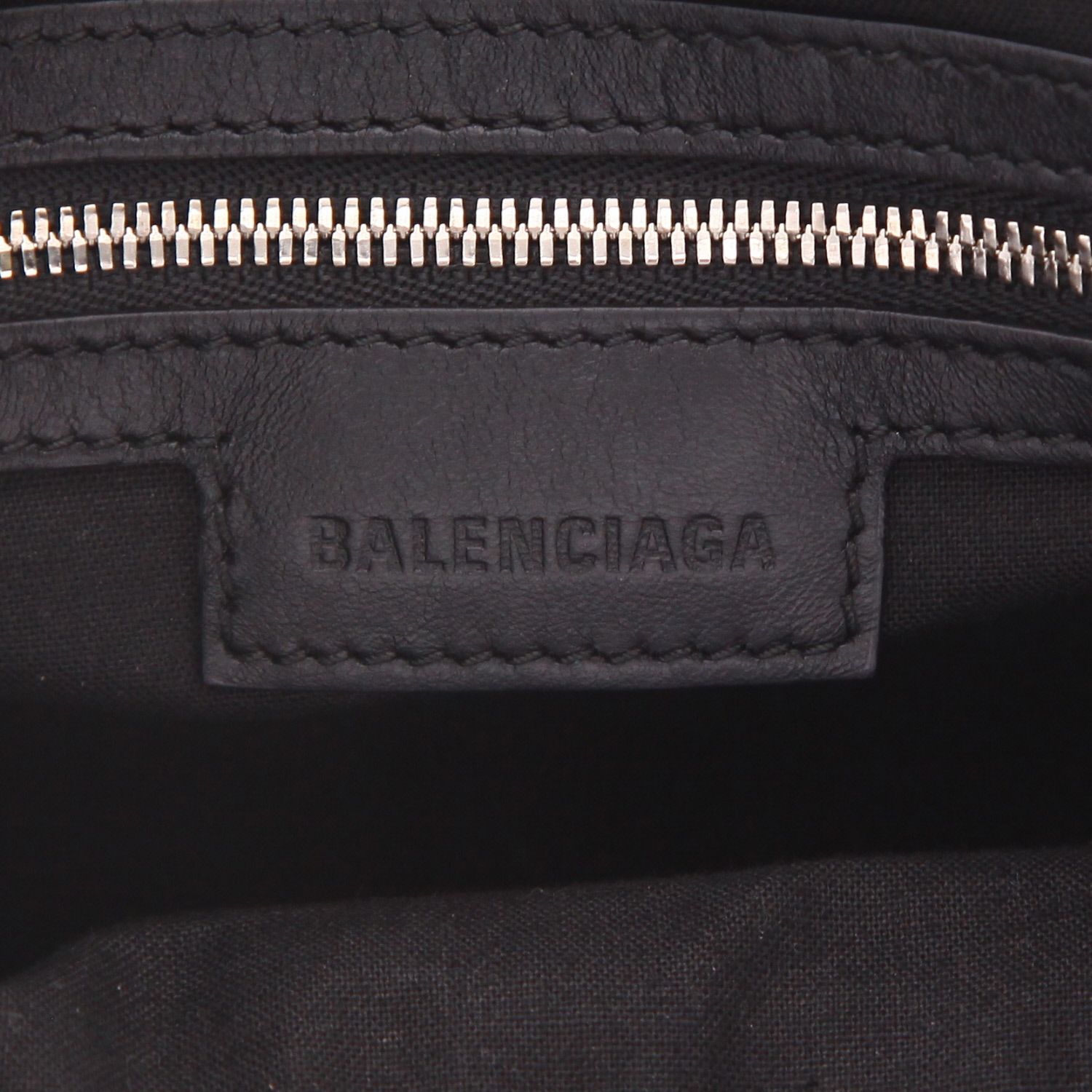 Bolso de mano Balenciaga  City en cuero negro - Detail D2