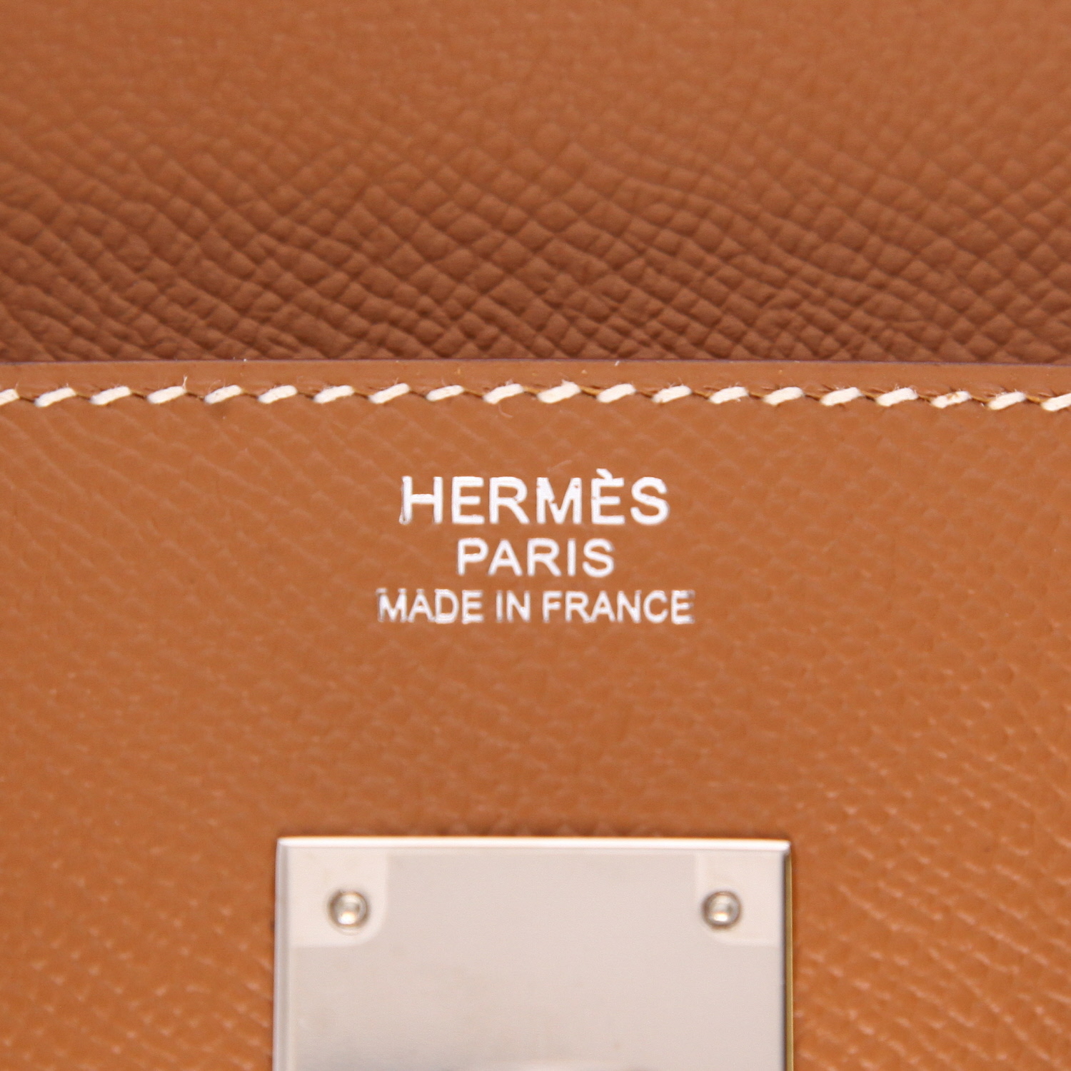 Hermès  Birkin 30 cm handbag  in gold epsom leather - Detail D2