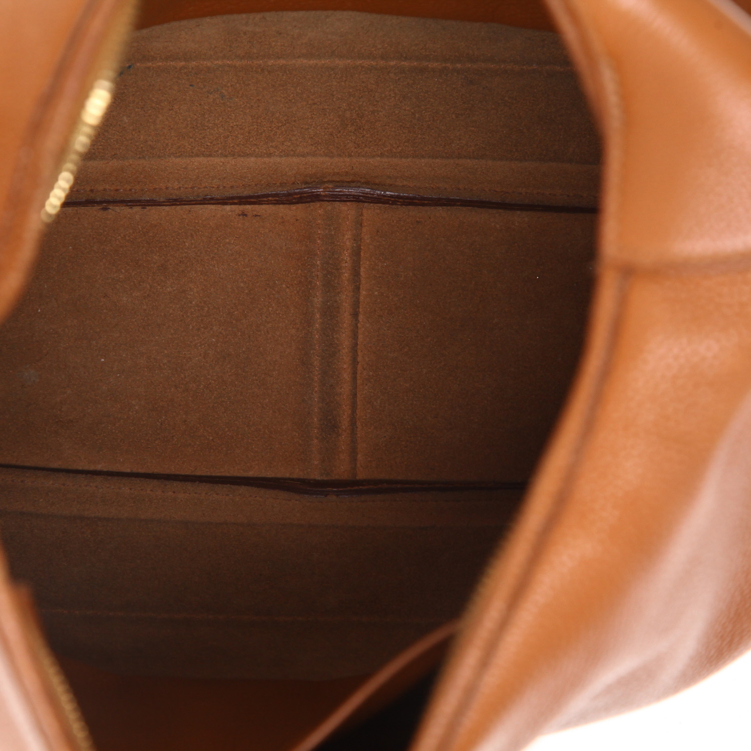 Bolso de mano Hermès  Trim modelo grande  en cuero togo color oro - Detail D3