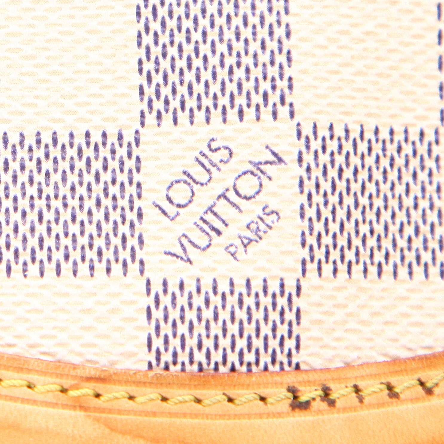 Sac à main Louis Vuitton  Berkeley en toile damier azur et cuir naturel - Detail D2