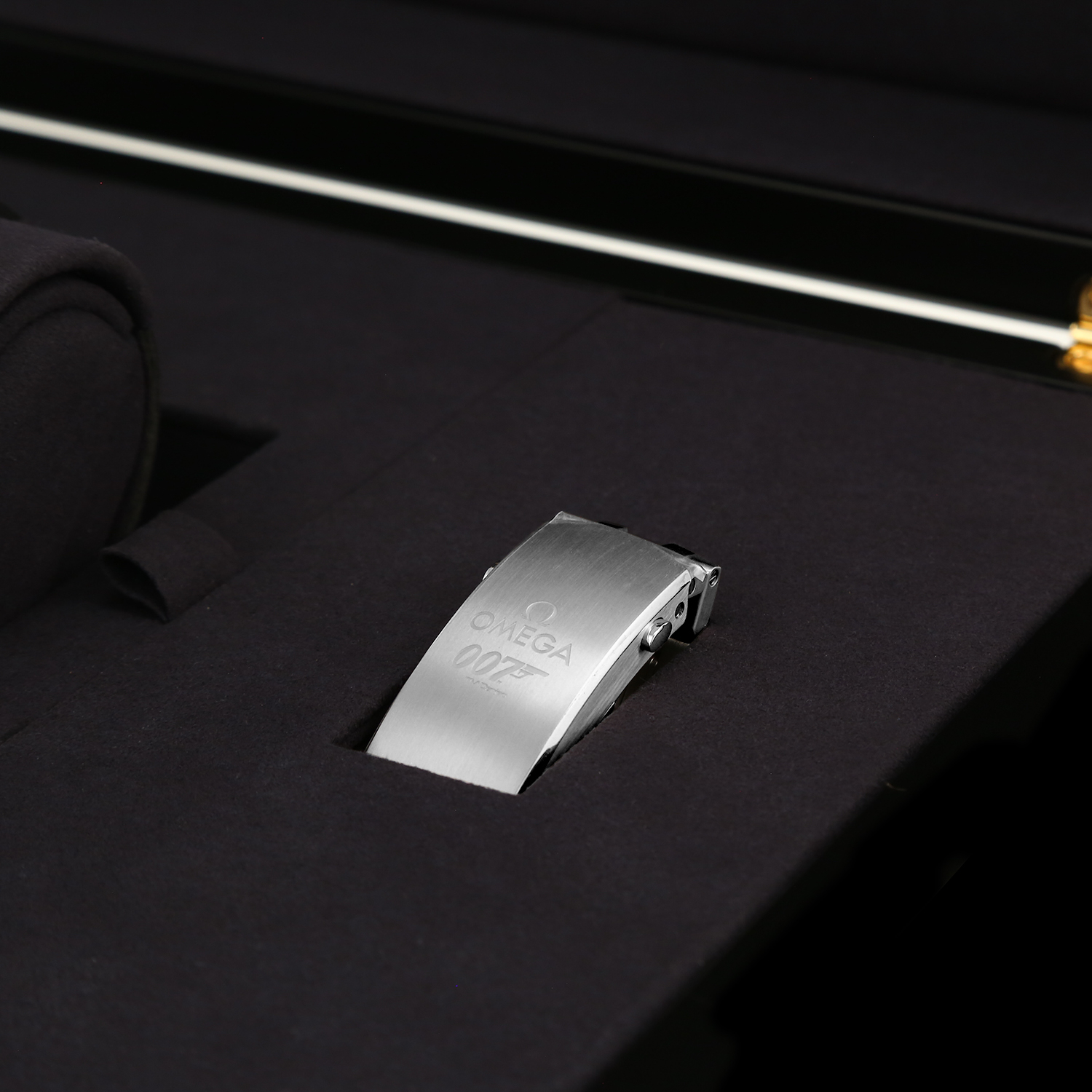 Reloj Omega Seamaster Diver James Bond 300 M James Bond de acero  - Limited Edition - Ref: Omega - STZ011700  Circa 2020 - Detail D6