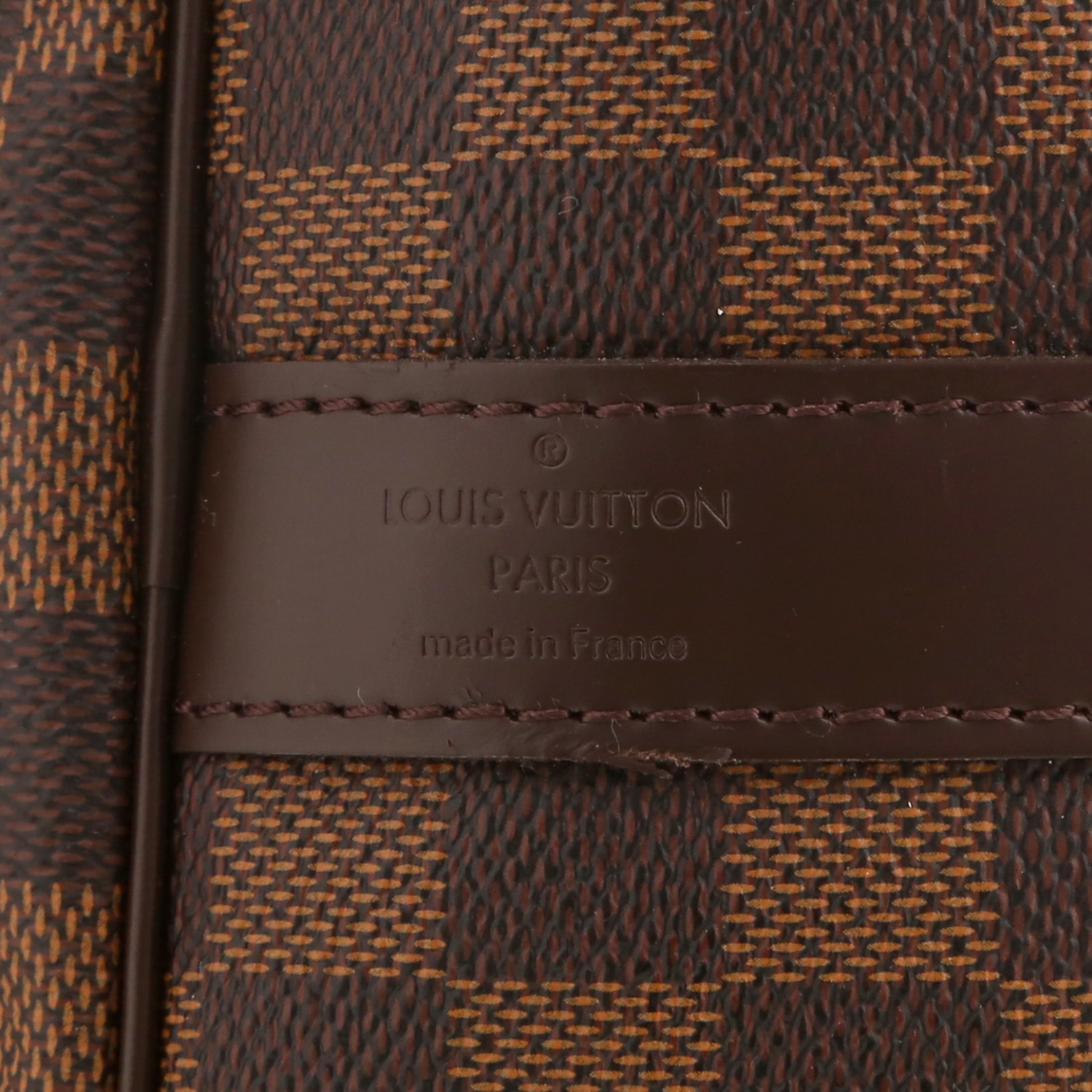 Borsa da viaggio Louis Vuitton Keepall 55 in tela Damier Ébène e pelle marrone - Detail D6