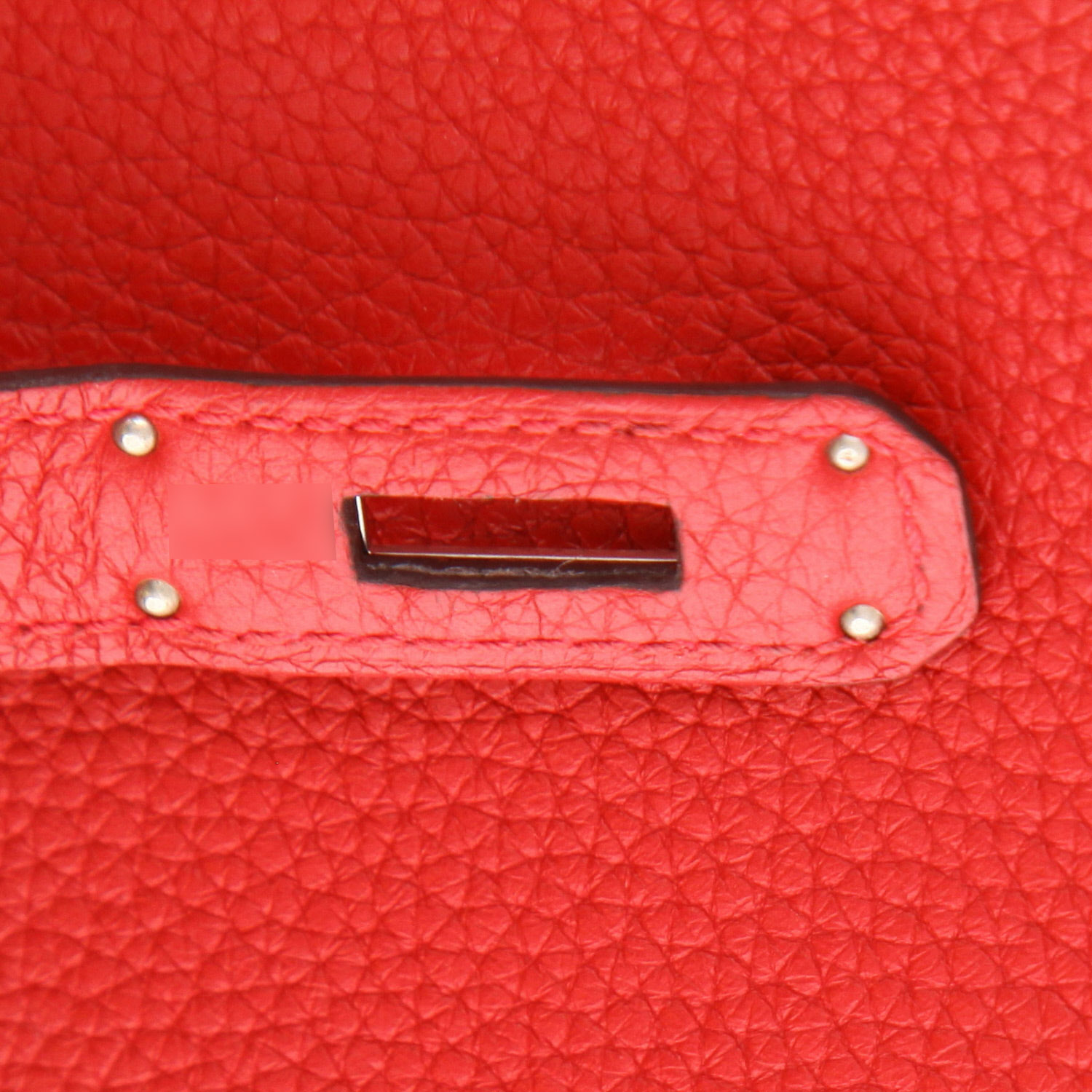 Sac bandoulière Hermès  Jypsiere 28 cm en cuir togo rouge - Detail D4