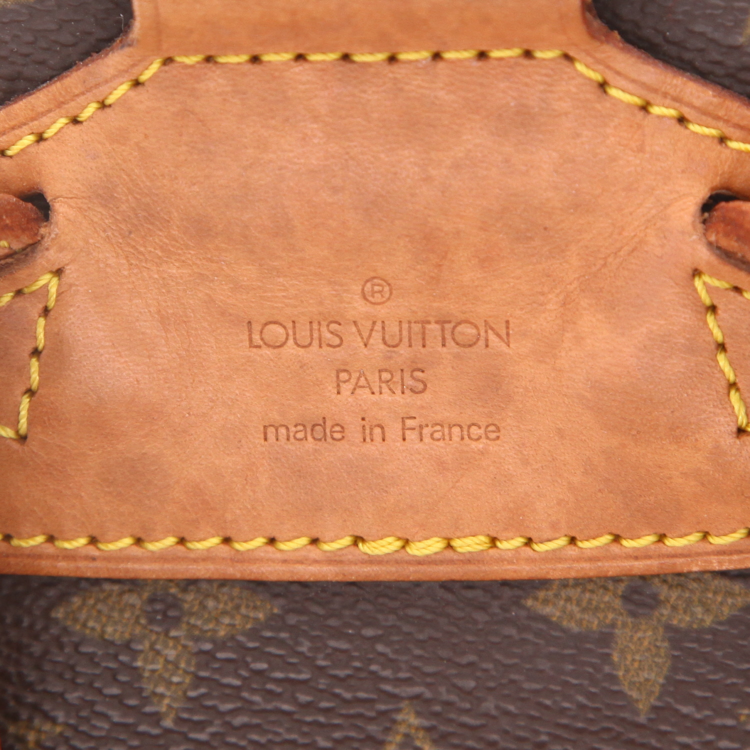 Mochila Louis Vuitton  Montsouris Backpack en lona Monogram marrón y cuero natural - Detail D2